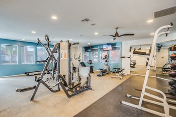 Fitness Center at Ovation at Tempe Apartments - Photo Gallery 8