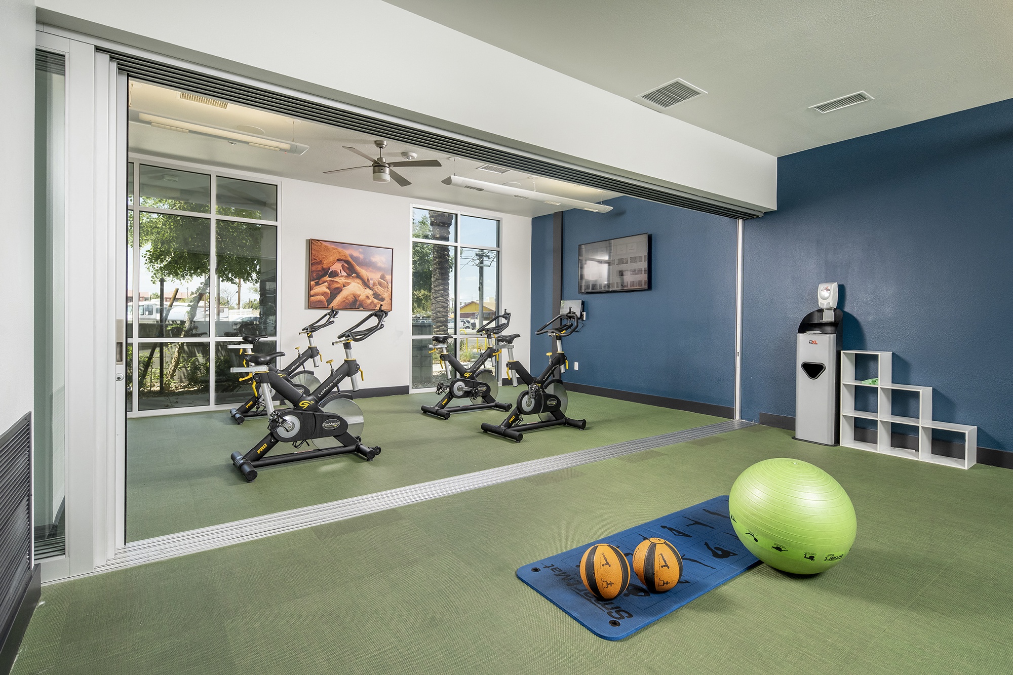 Tempo At McClintock Station