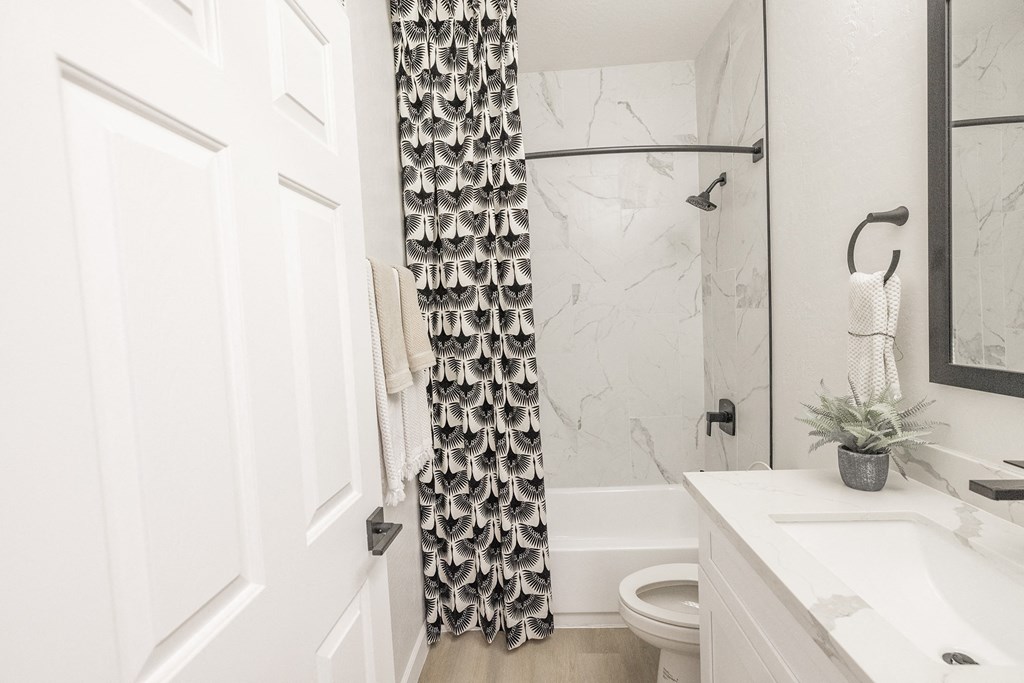 Full Bathroom at Haven Townhomes at P83 in Peoria Arizona
