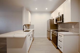 Full Kitchen at Haven at Arrowhead Apartments - Photo Gallery