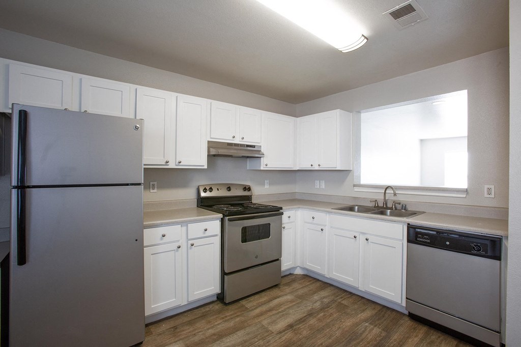 Full Kitchen with Appliances at The Bluffs at Tierra Contenta Apartments in Santa Fe New Mexico