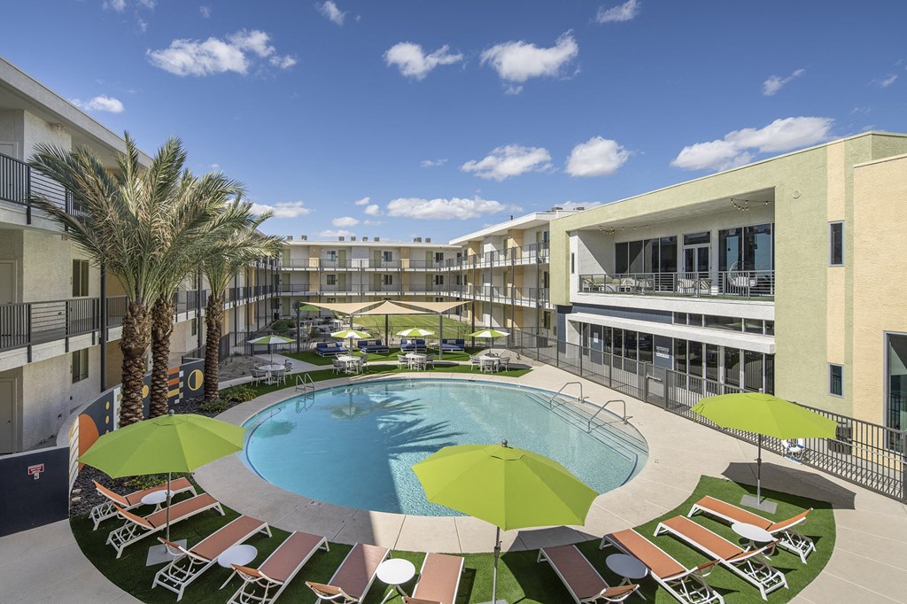Full Pool View at Cabana Bridges Apartments in Tucson Arizona