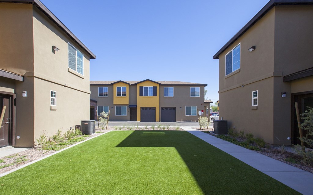 Grass Area at San Mateo Townhomes in Phoenix Arizona July 2021