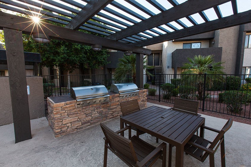 Grill Area at La Costa at Dobson Ranch