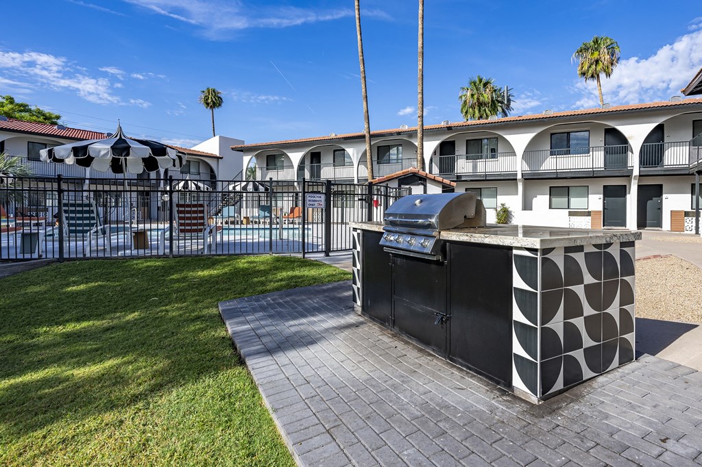 Grills at Polanco Apartments