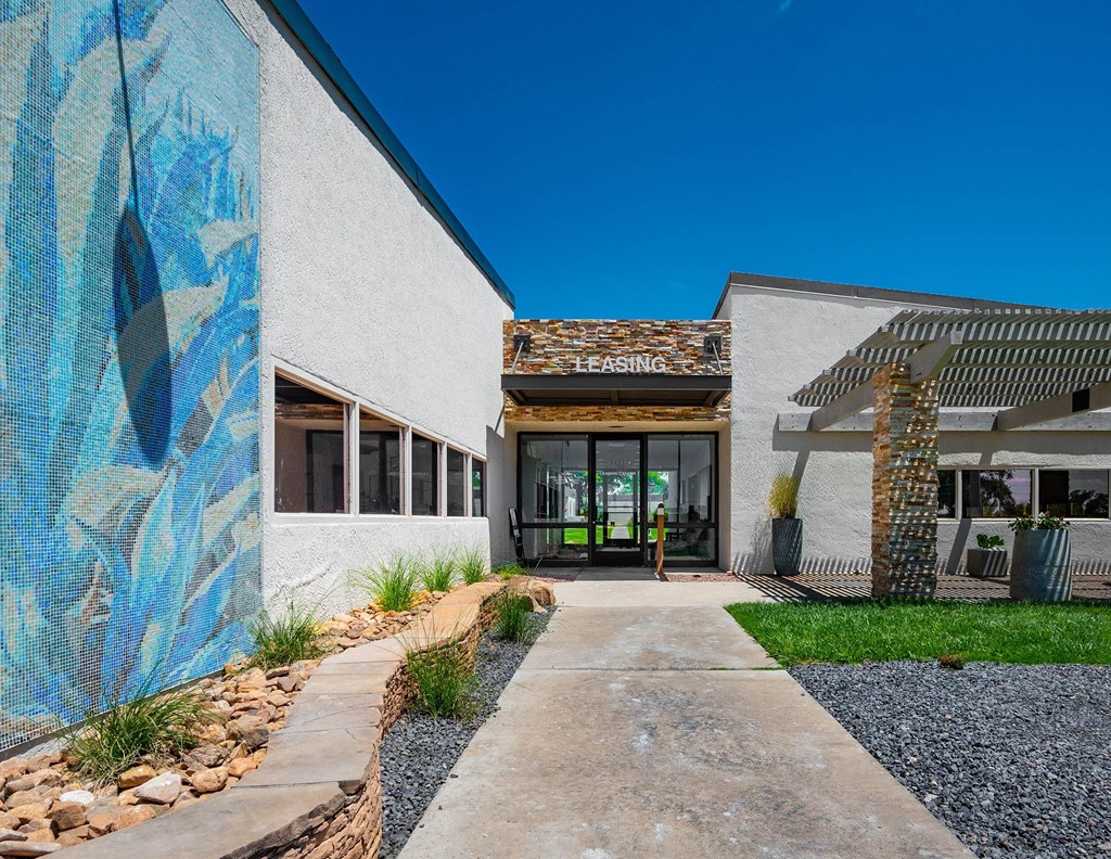 Leasing Office Entrance