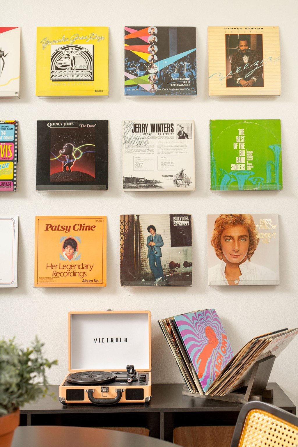 Home interior at Streamliner 16th Apartments in Phoenix Arizona