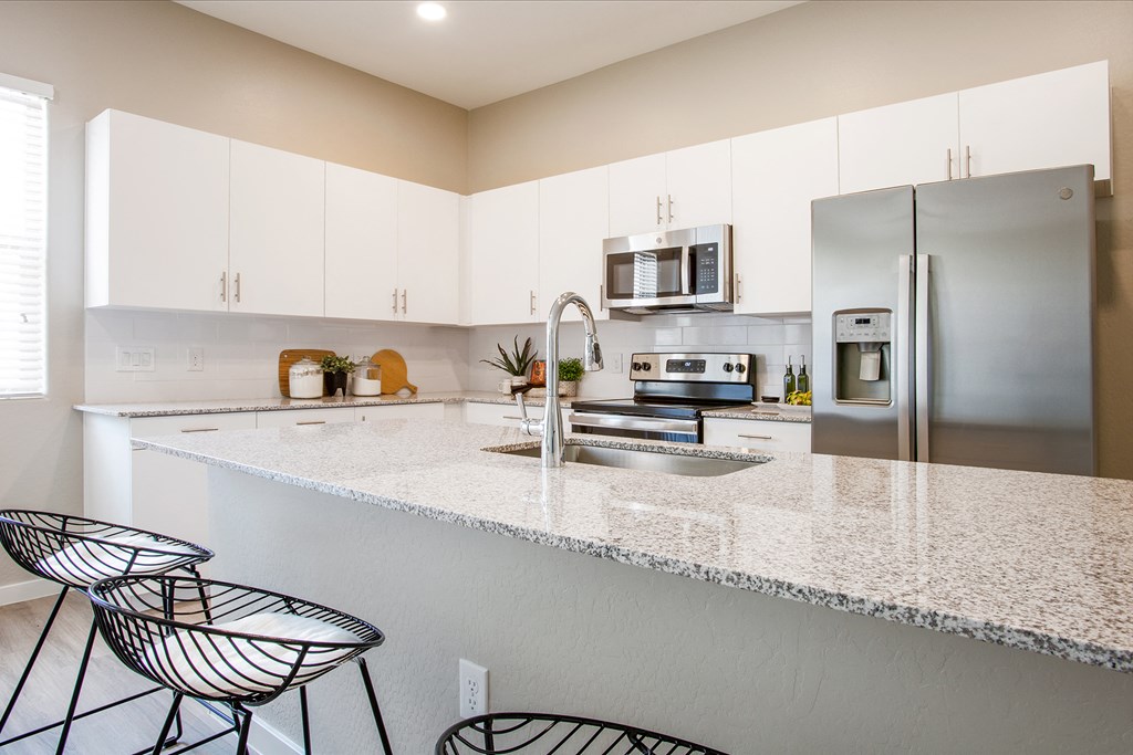 Kitchen Breakfast Bar at The Carson Townhome Apartments