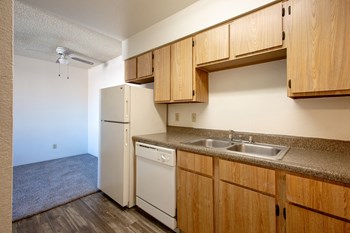 Kitchen at Acacia Hills Apartments - Photo Gallery 4