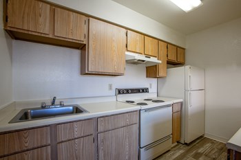 Kitchen at Acacia Hills Apartments - Photo Gallery 12