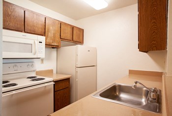 Kitchen at Casa Bella Apartments in Tucson AZ 4-2020 - Photo Gallery 12