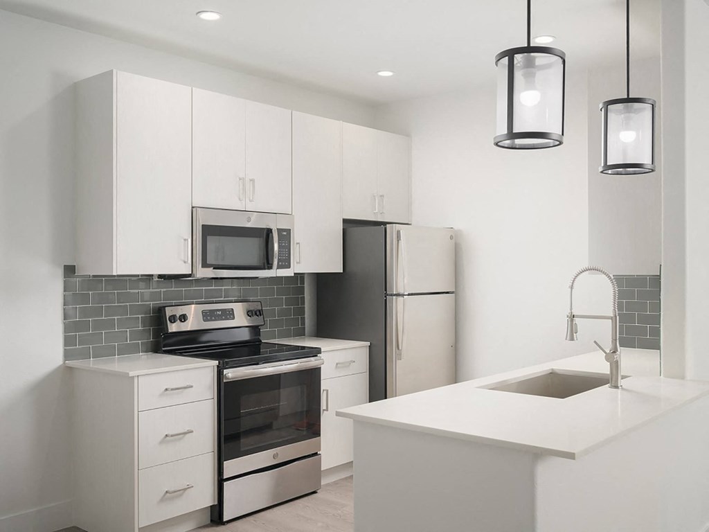 Gold Kitchen at Haven at Arrowhead Apartments in Glendale Arizona 2021 17