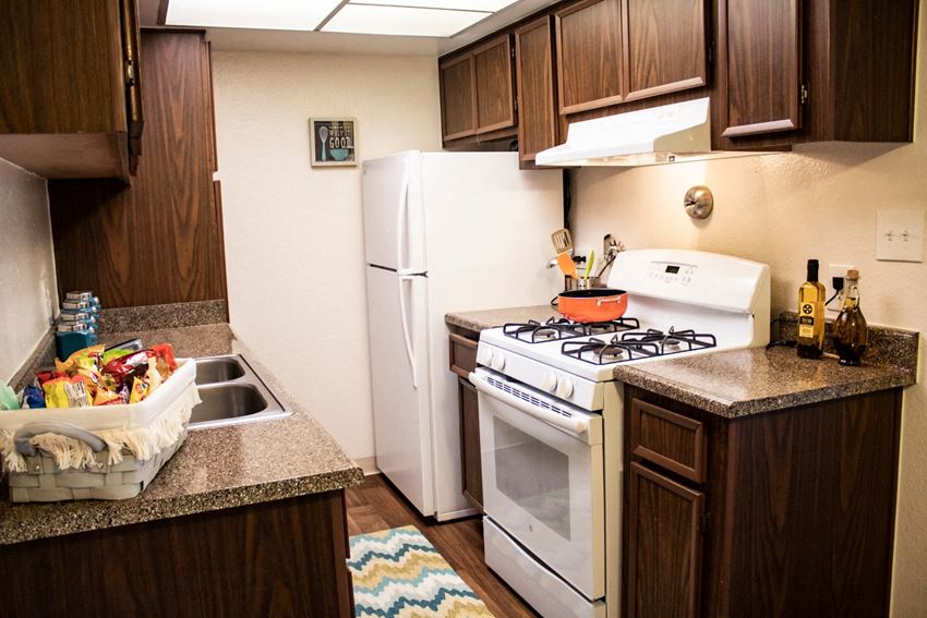 Kitchen at Metro Apartments in Phoenix, AZ