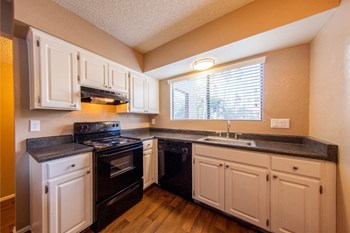 Kitchen at Mission Palms Apartments in Tucson, AZ - Photo Gallery 4