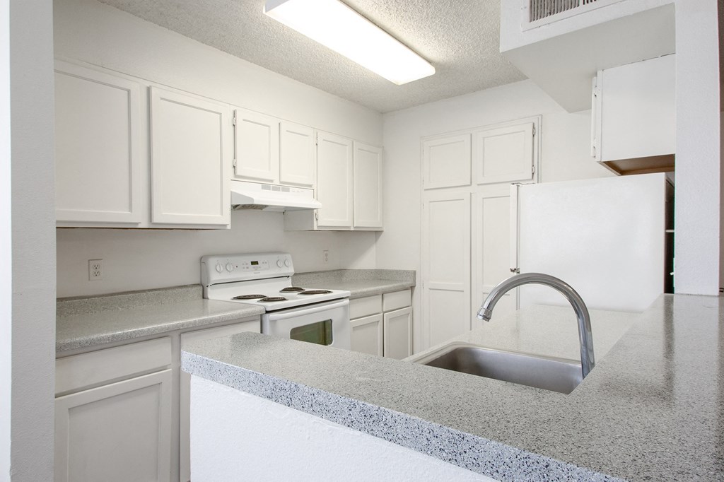 Kitchen at Park Place Apartments in Las Cruces New Mexico