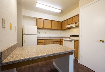 Kitchen at Tierra Pointe Apartments in Albuquerque NM October 2020 (5) - Photo Gallery 18