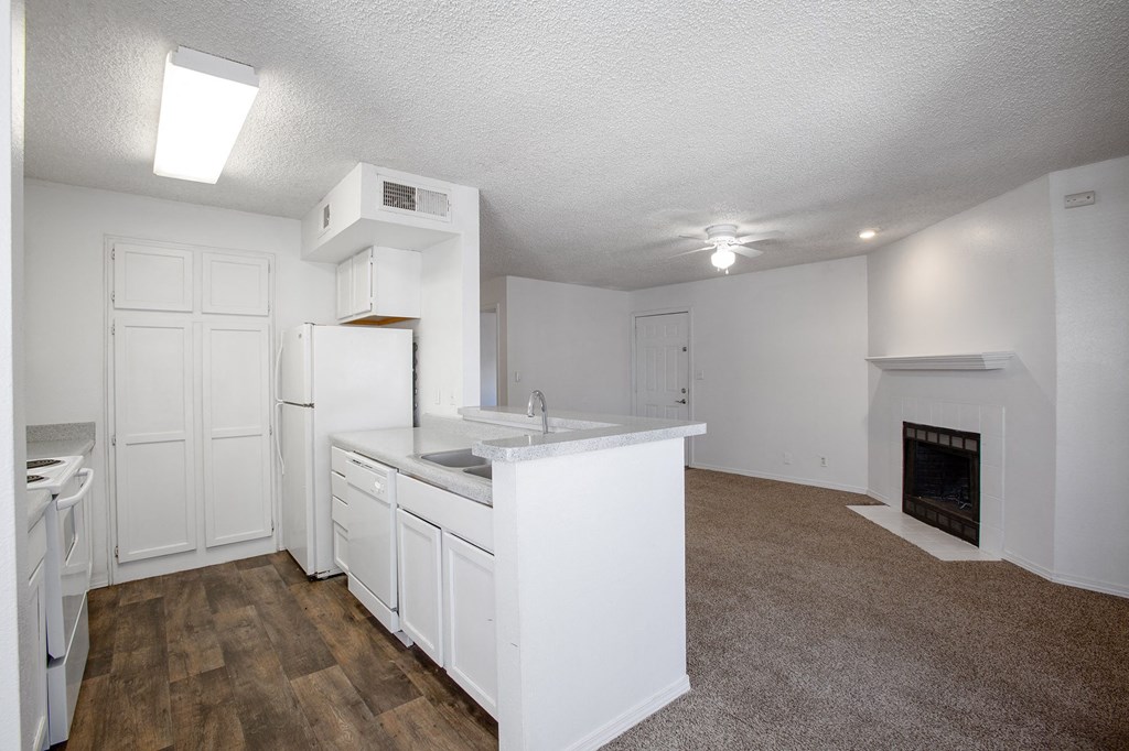 Kitchen with Breakfast Bar at Park Place Apartments in Las Cruces New Mexico