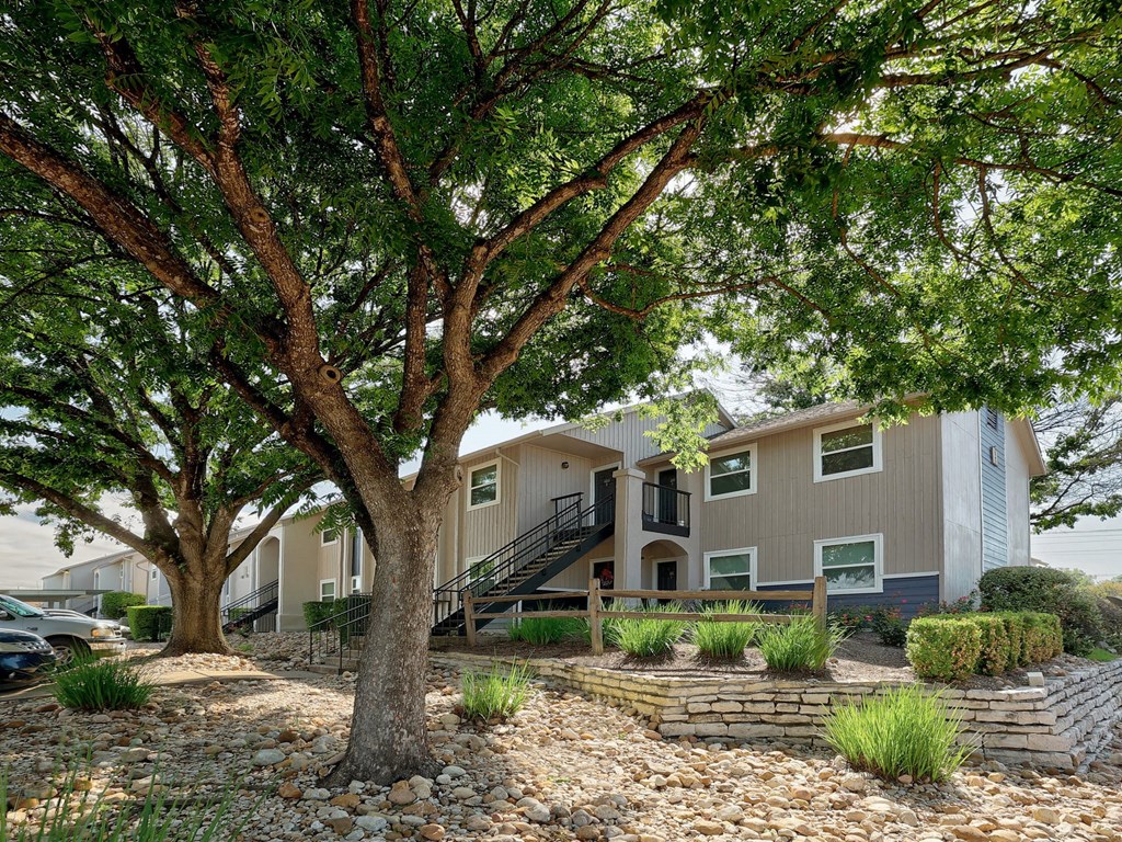 Landscaping at The Villas at Quail Creek Apartments in Austin Texas