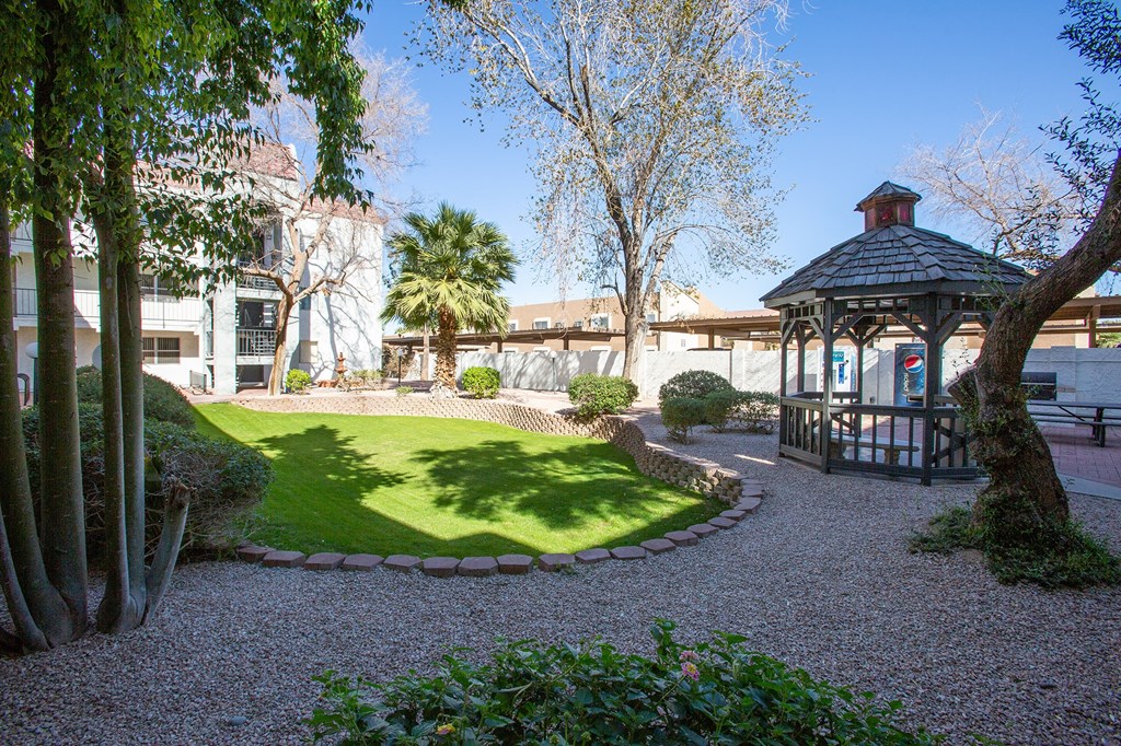andscaping at University Park Apartments in Tempe AZ