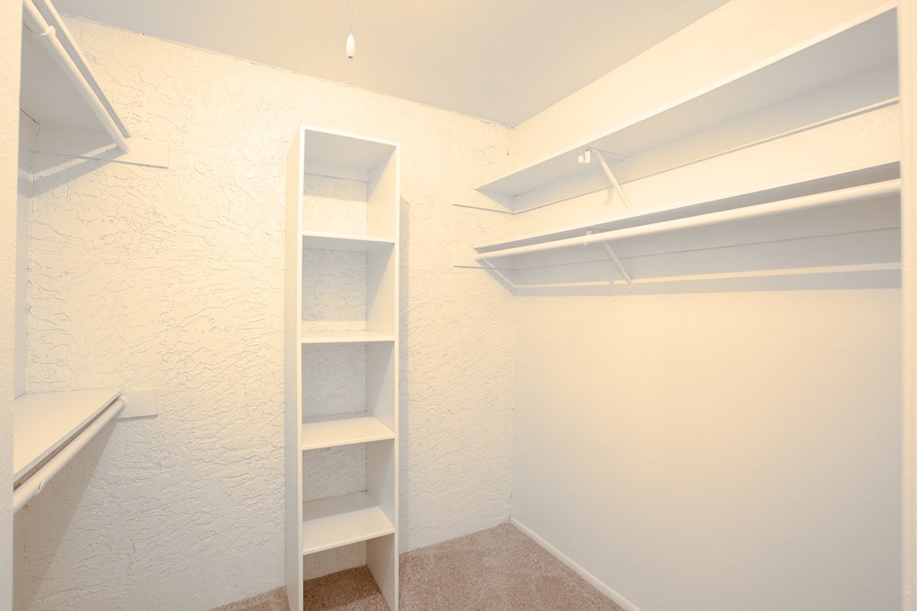 Large Closet at Townhomes on the Park in Phoenix Arizona