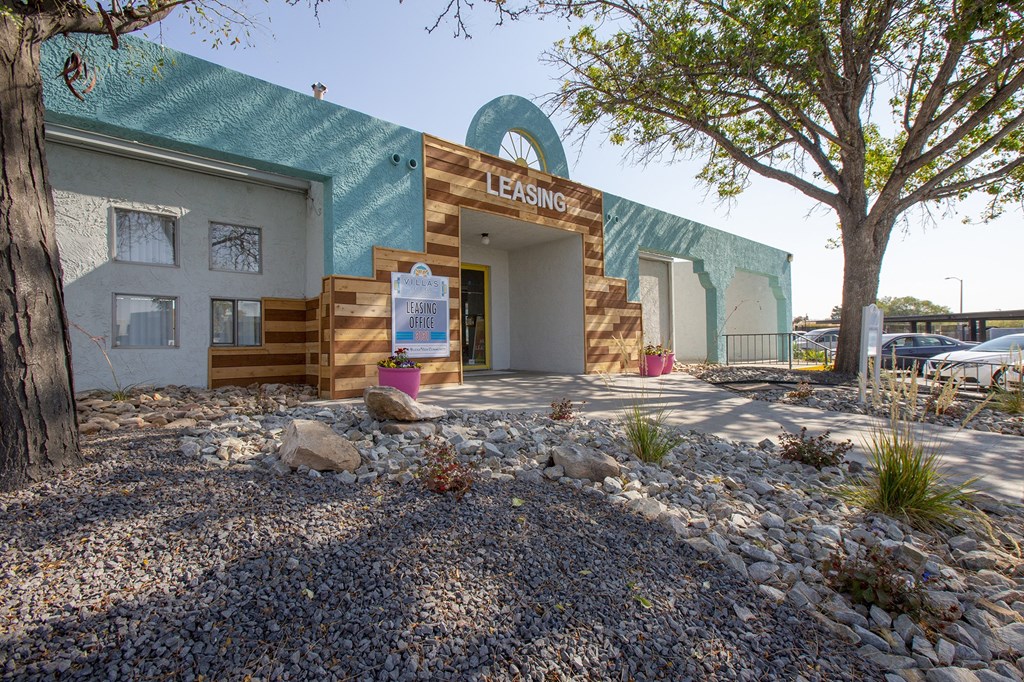 Leasing office Exterior and landscaping at Villas Del Cielo Aprartments in Albuquerque New Mexico October 2020