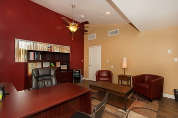 Leasing office at Williams at Gateway in Gilbert AZ - Photo Gallery 15