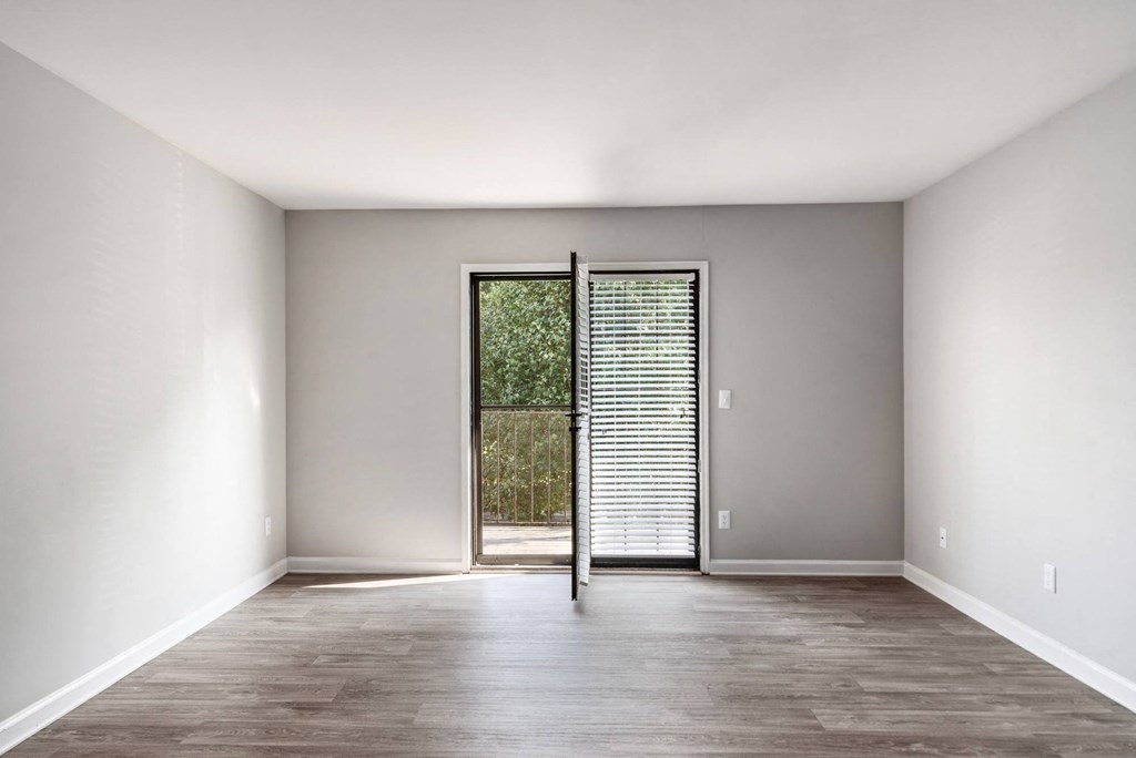 Living Room at Laurel Valley Apartments in Mount Juliet Tennessee March 2021