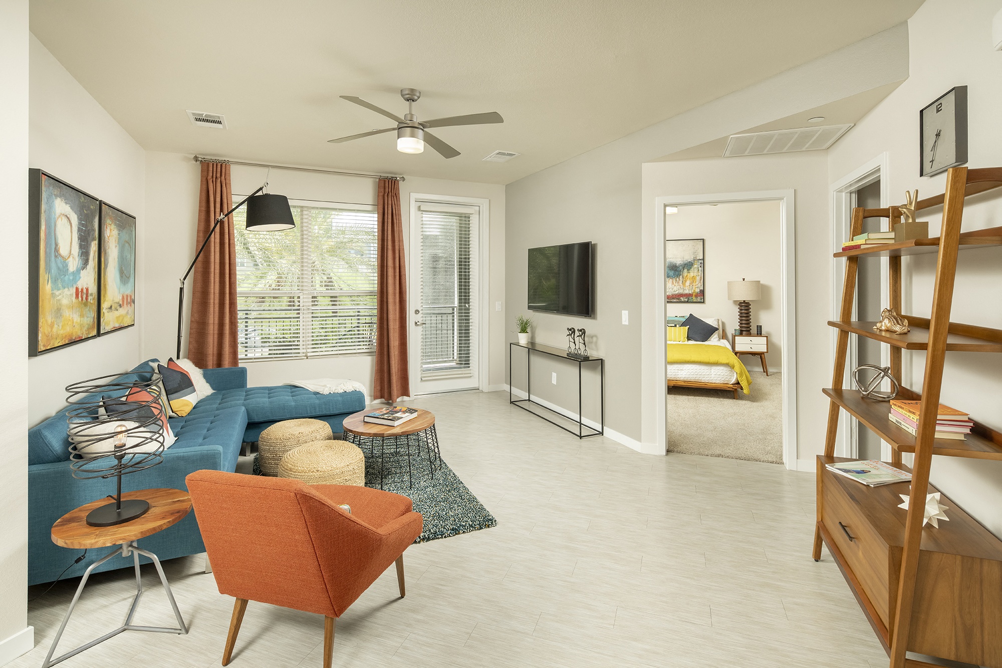 Tempo At McClintock Station