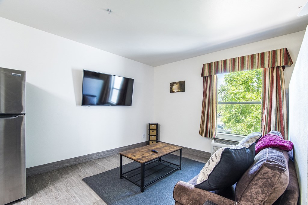 Living Room at The Vistas Apartments