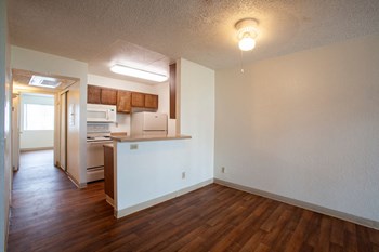 Living room at Casa Bella Apartments in Tucson AZ 4-2020 - Photo Gallery 34