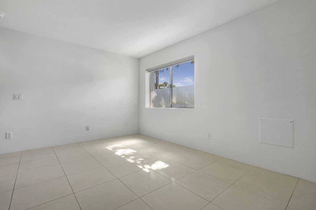 Living room at The Regency Apartments in Tempe AZ Nov 2020 (3)