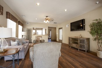 Living room at Tierra Pointe Apartments in Albuquerque NM October 2020 (7) - Photo Gallery 46