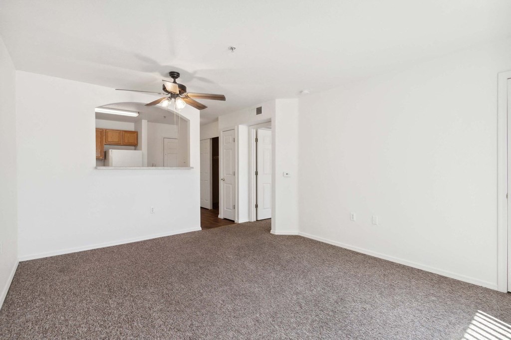 Livingroom and Kitchen at Somerset Village in Kingman Arizona