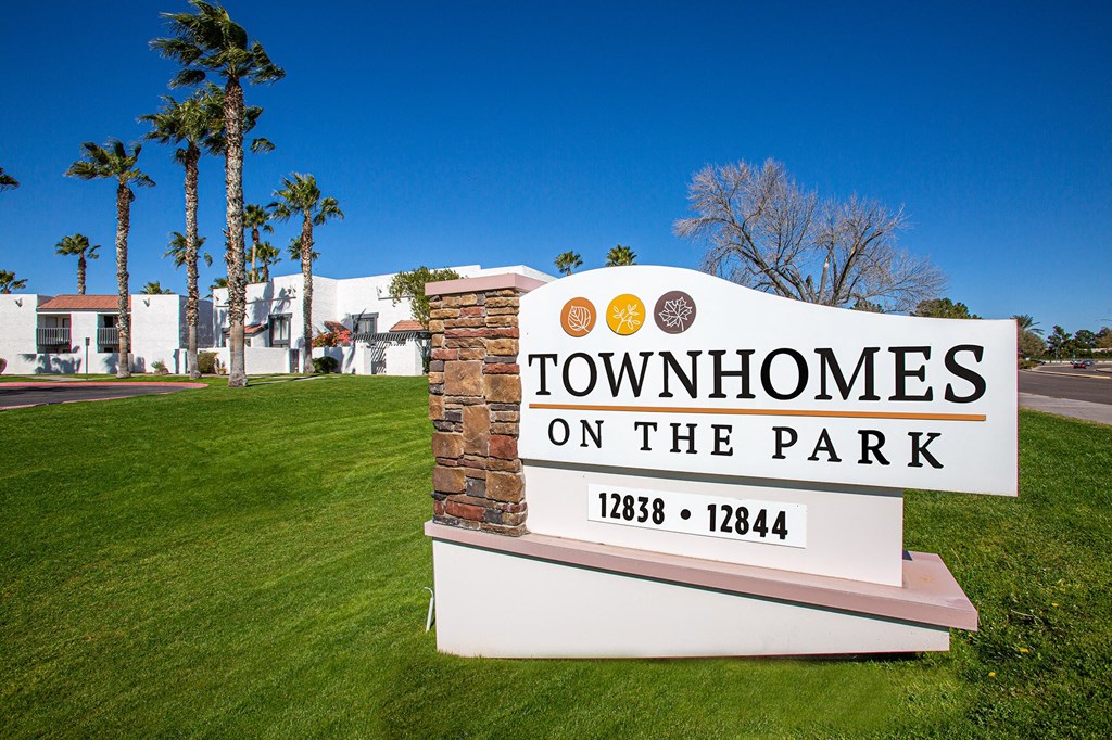 Monument Sign of Townhomes on the Park in Phoenix Arizona