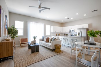 Open Concept Common Areas at The Carson Townhome Apartments - Photo Gallery 20