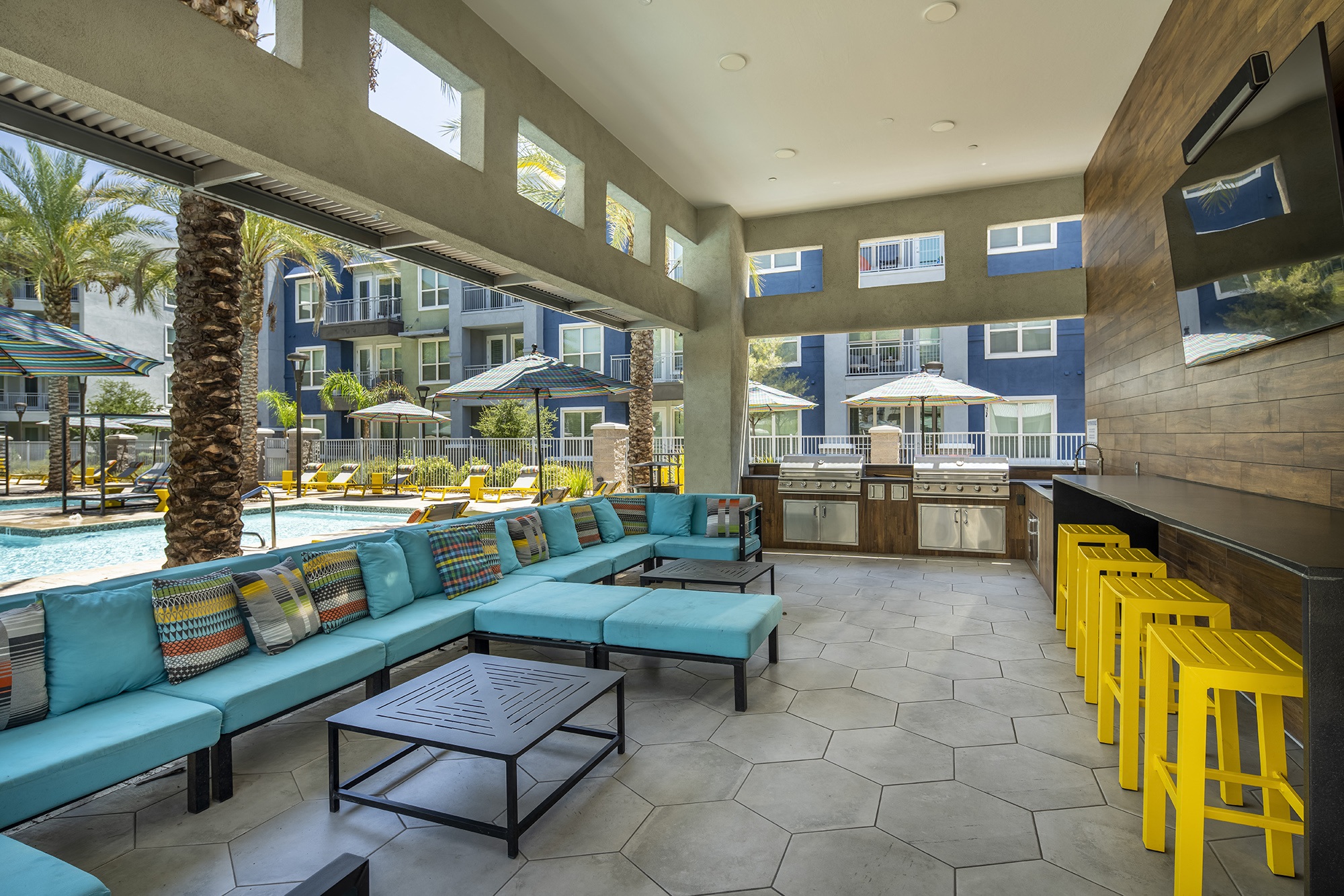 Tempo At McClintock Station