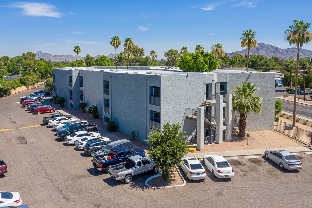 Parking at Arcadia Lofts in Phoenix AZ Nov 2020