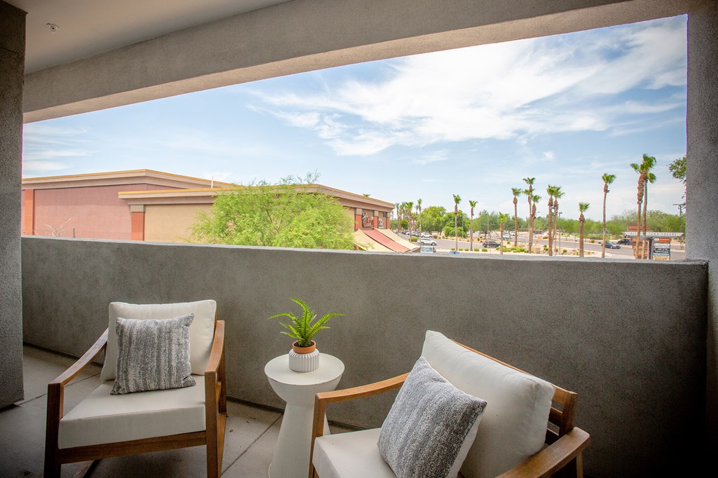 Patio at The Carson Townhome Apartments