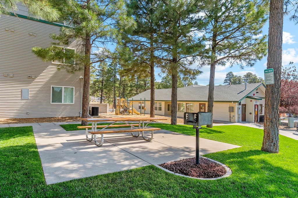 Picnic Area and Grills at Pinehurst at Flagstaff in Flagstaff Arizona