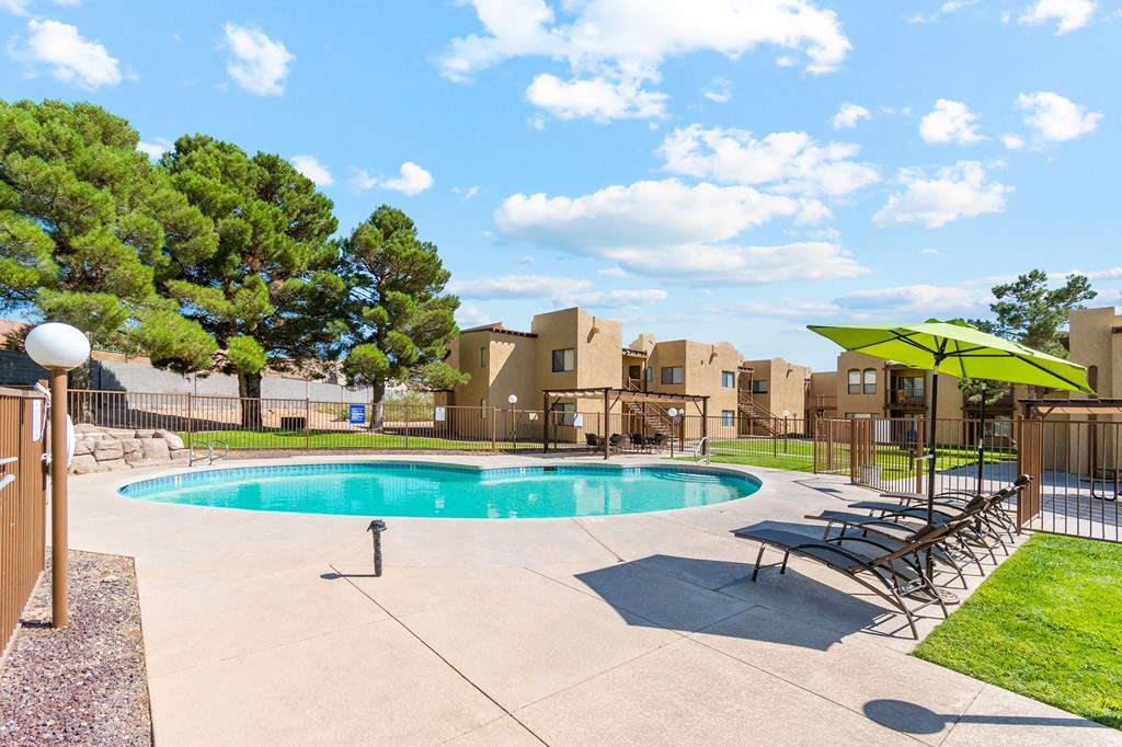 Pool and Lounge Area at Copper Ridge Apartments in Kingman Arizona