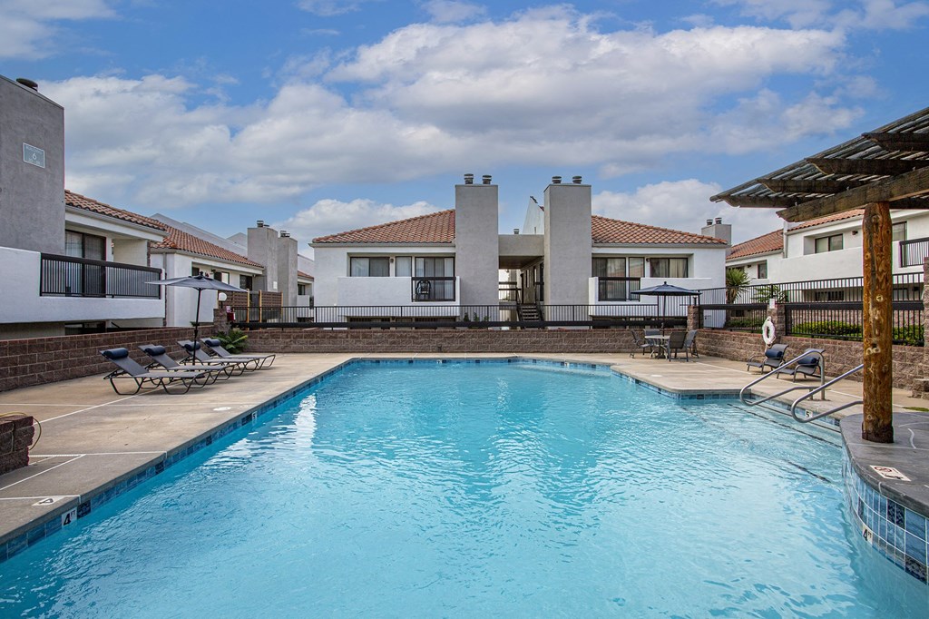 Pool and Lounge Area at The Grove at Tramway