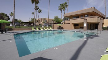Pool at Avalon Hills Apartments in Phoenix Arizona 2021 2 - Photo Gallery 2