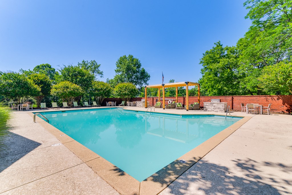 Pool at Avalon of Hermitage in Nashville