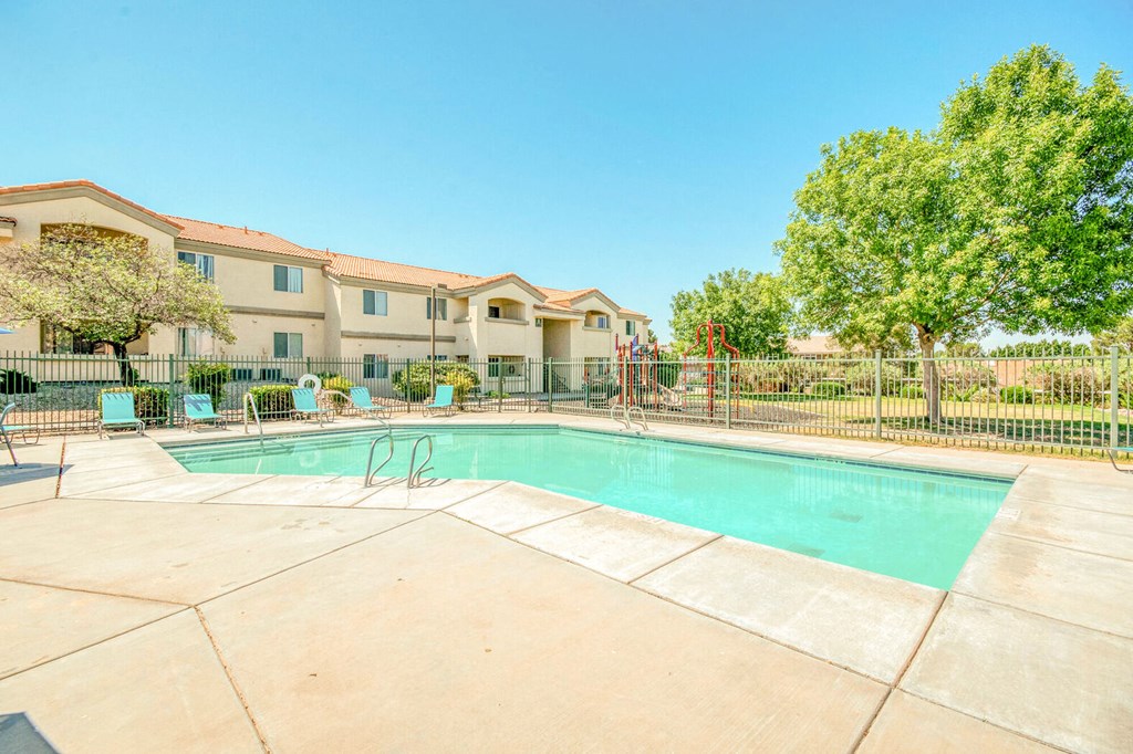 Pool at Four Hills Apartments in Las Cruces