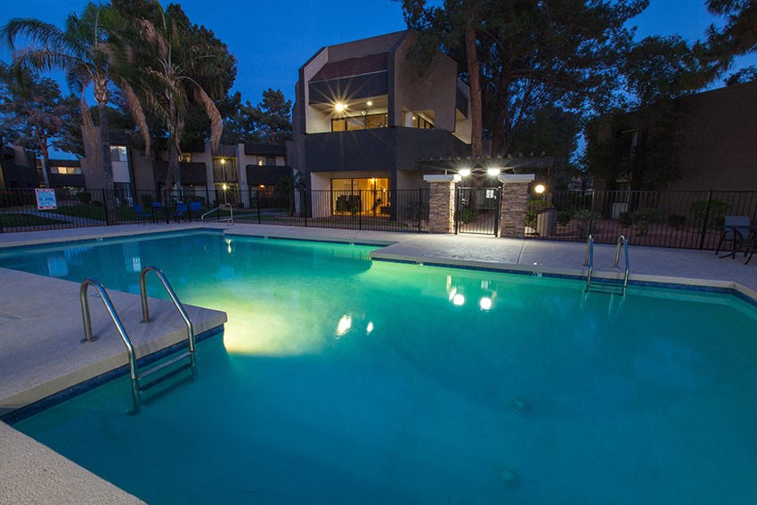 Pool at La Costa at Dobson Ranch