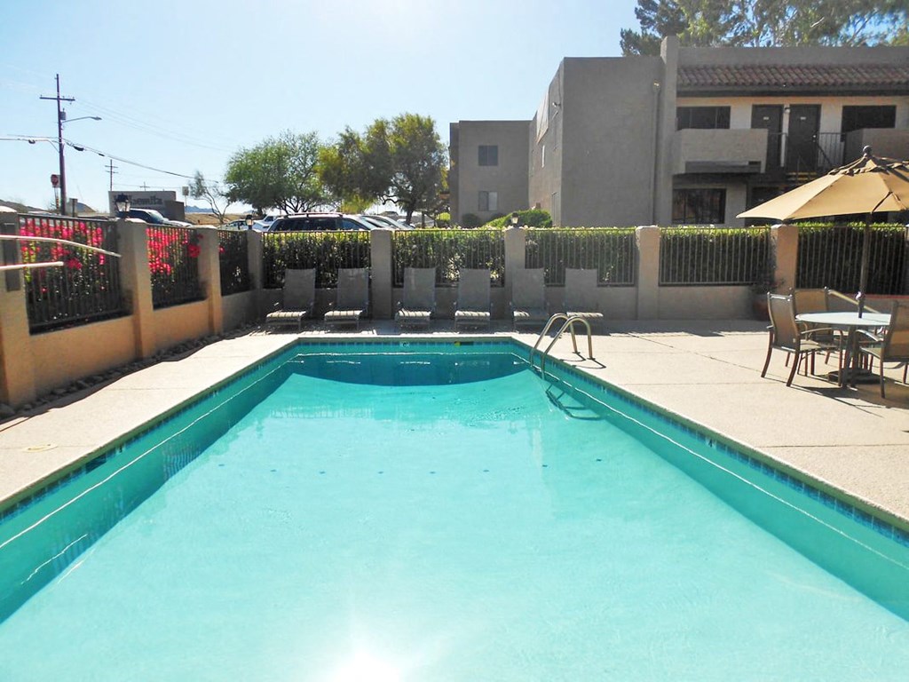 Pool at La Lomita Apartments in Tucson Arizona 3 2021