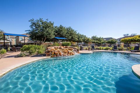 Pool at Links at Forest Creek in Round Rock Texas near Austin