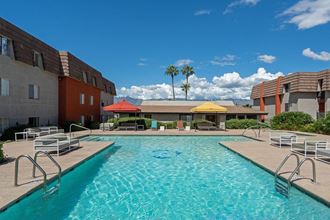 Pool at Toscana Cove Apartments in Tucson Arizona