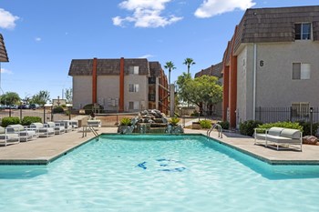 Pool at Toscana Cove Apartments in Tucson Arizona - Photo Gallery 2