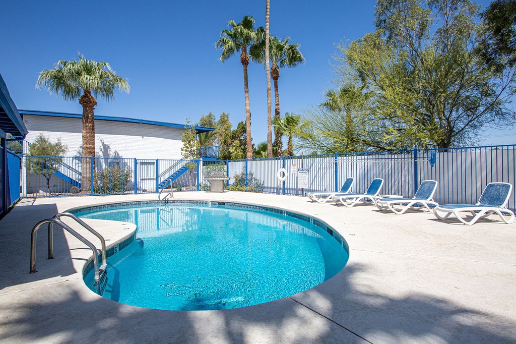 Pool at University Manor Apartments in Tucson Arizona